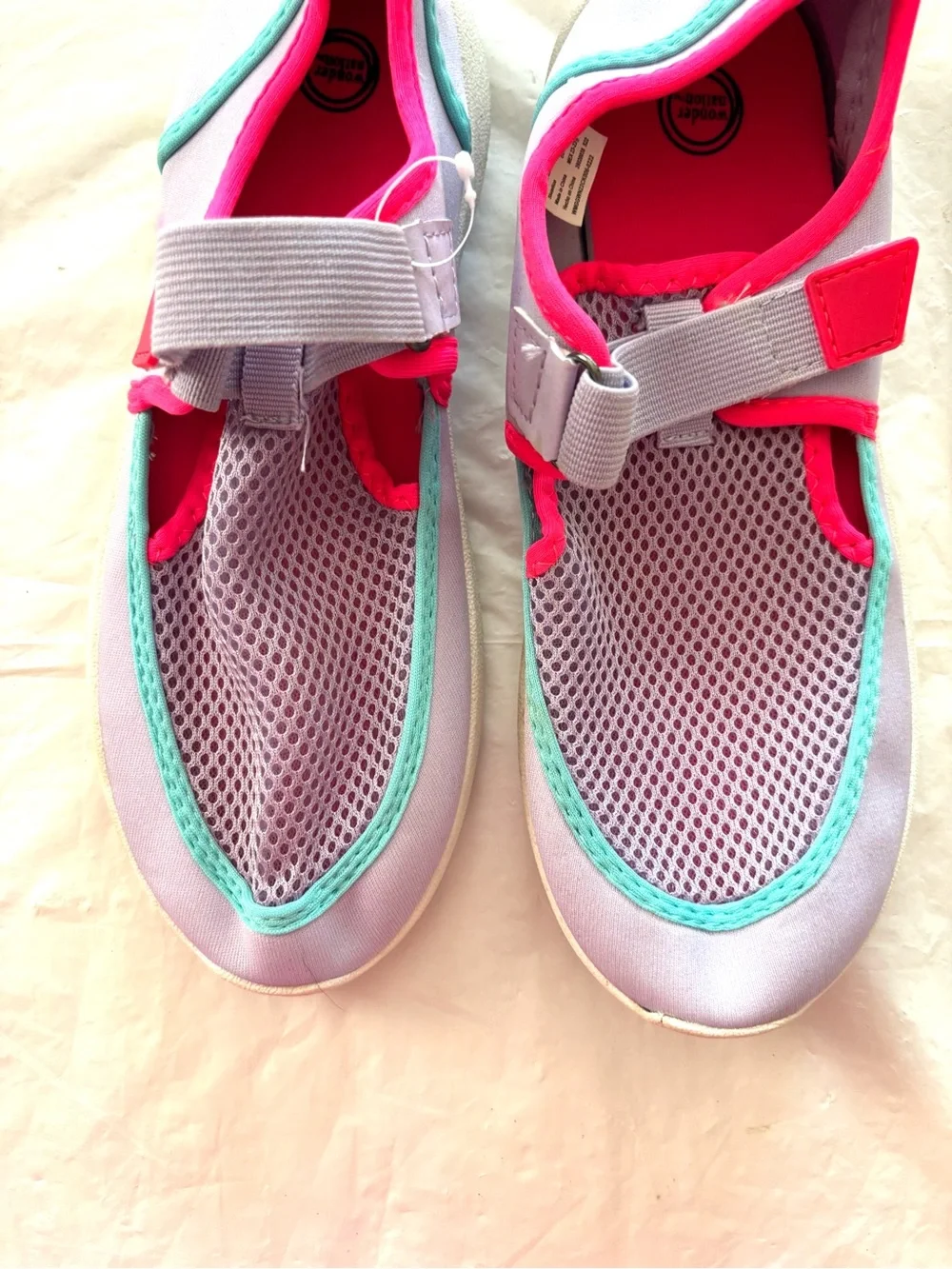 NWT nation Lavender Pink Slip-On Water Shoes SZ 4 - 5 Youth Big girl